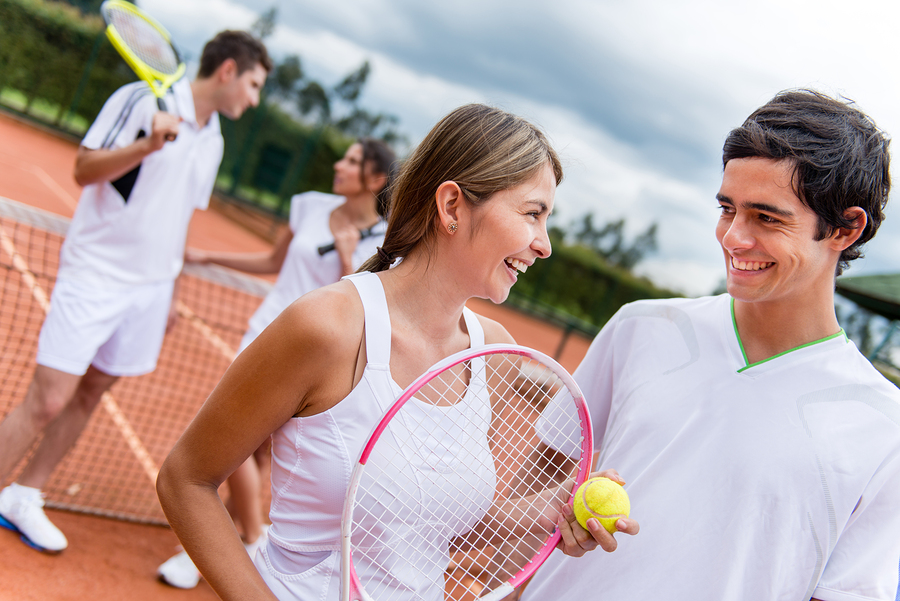 10 ways to avoid injury playing tennis - Waldegrave Clinic